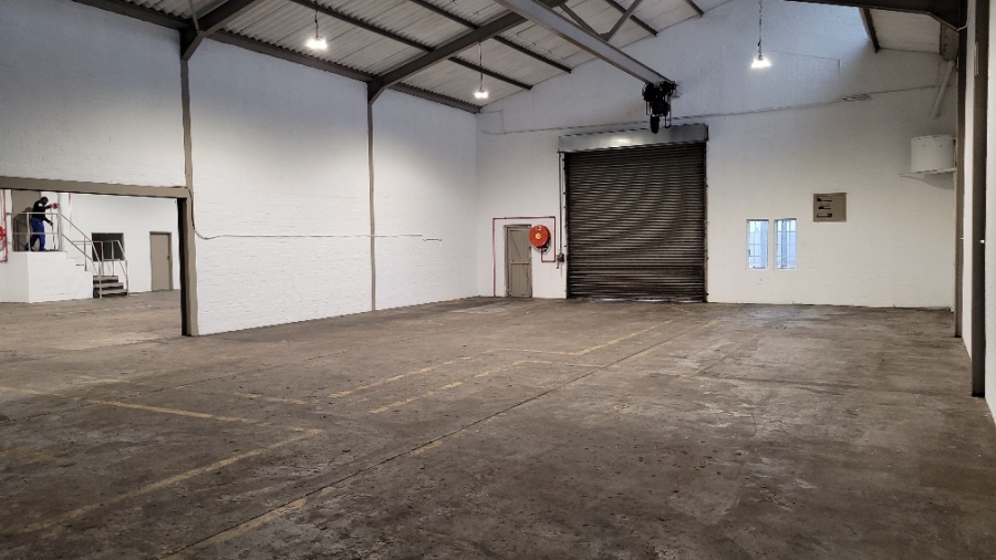 To Let commercial Property for Rent in Paarden Eiland Western Cape